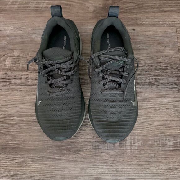 Nike ReactX Infinity Run 4 Green Running Sneakers Size 8 - Picture 2 of 14